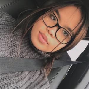 Meet your Posher, Joana